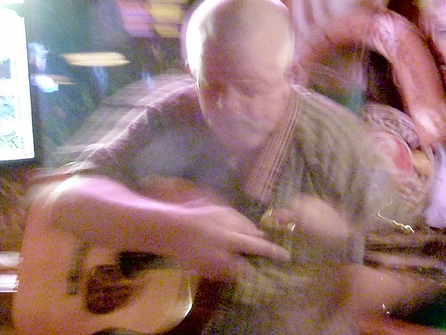 guitar_players_space-time_photo_05