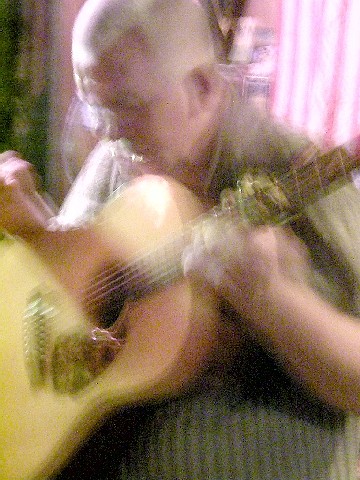 guitar_players_space-time_photo_09