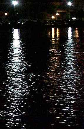 1lightsinwater03.jpg