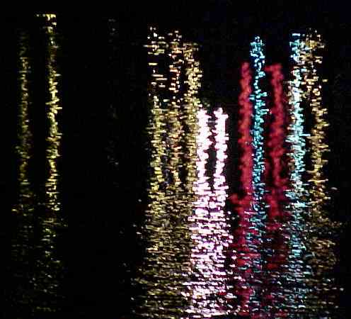 3lightsinwater03.jpg
