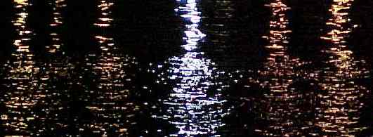 4lightsinwater02.jpg