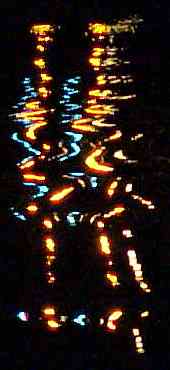 5lightsinwater01.jpg