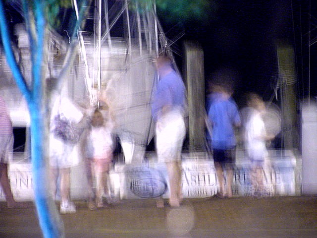 03_group_waterfront_01.jpg